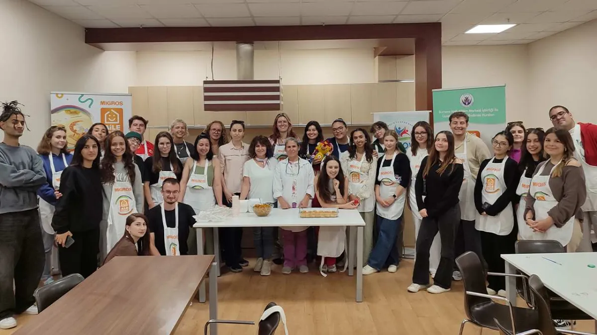 Erasmus öğrencileri Türk kültürünü Migros Aile Kulübü’nde deneyimledi haberinin görseli