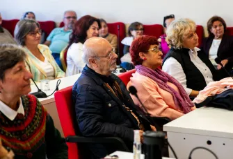 Güzelbahçe’de 3. Yaş Üniversitesi yeni döneme coşkuyla başladı