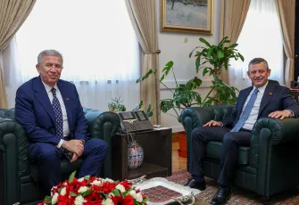 Özgür Özel ve Mansur Yavaş bir araya geldi