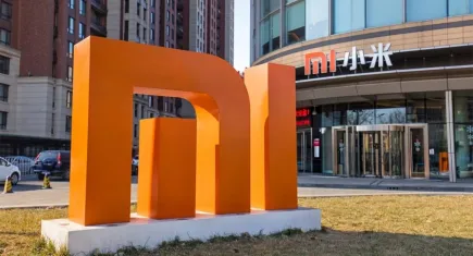 Xiaomi hisselerinde sert düşüş! SU7 modelinde yaşanan kaza sonrası piyasalarda panik