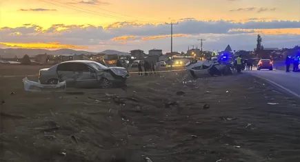 Afyonkarahisar'da ölümlü kaza: İki otomobil çarpıştı