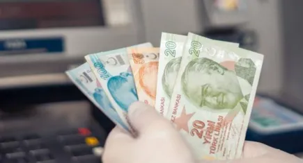 Bankalar emekliler için yarışa girdi! Promosyonlarda rekor artış gerçekleşti: İşte banka banka verilen promosyon ücretleri..