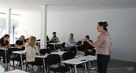 EÜ AROM’da Erasmus K2 Projeleri masaya yatırıldı