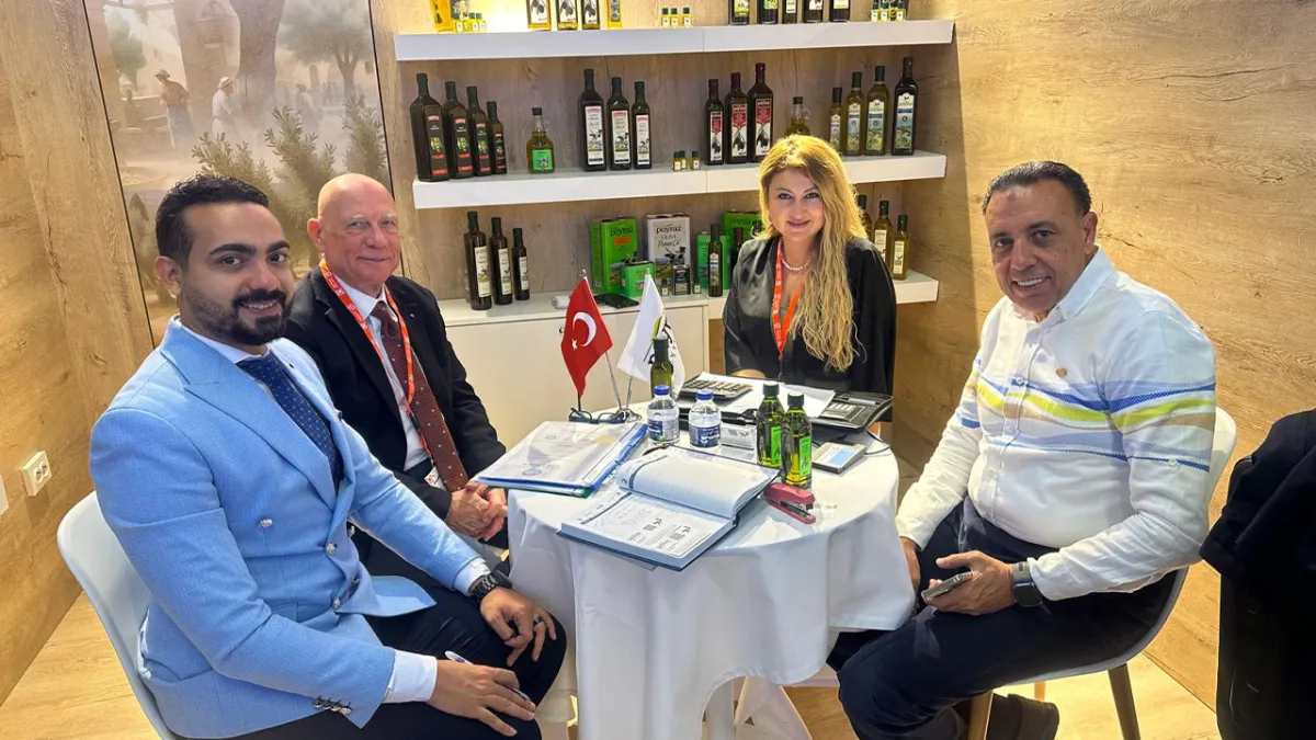 Poyraz Zeytinyağı Anuga Fuarı’nda büyük ilgi gördü haberinin görseli