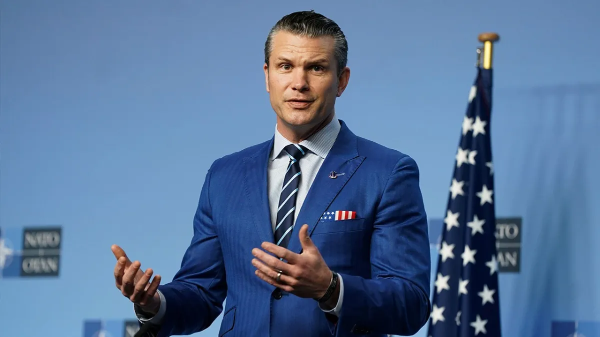 ABD Savunma Bakanı Pete Hegseth’in Uçağı acil indi haberinin görseli