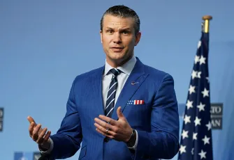 ABD Savunma Bakanı Pete Hegseth’in Uçağı acil indi
