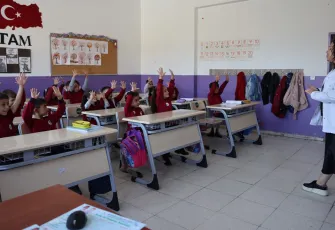 Bayraklı’da miniklere hijyen eğitimi