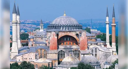 İstanbul liselerinde cuma namazı kolaylığı: İlçe müdürlüklerine talimat gönderildi