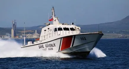 İzmir açıklarında can pazarı: 104 düzensiz göçmen kurtarıldı