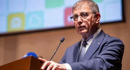 İzmir’in geleceğine yol haritası: Başkan Tugay NİP2054 tanıttı