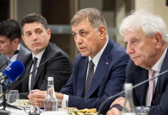 Başkan Tugay’dan kuraklık uyarısı: Düvertepe Barajı acilen yapılmalı