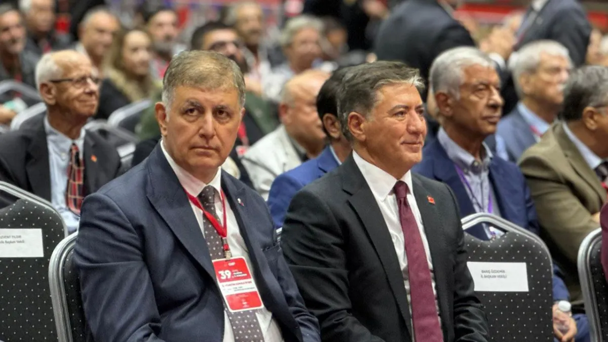 Cemil Tugay'dan kongre açıklaması: Bugün bir şölen yaşıyoruz haberinin görseli