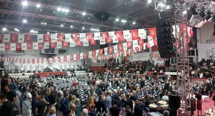 CHP İzmir’de kongre heyecanı başladı