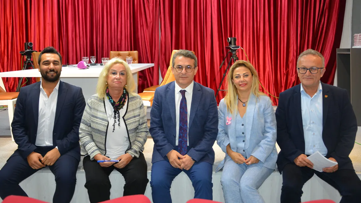 CHP’li Murat Aydın’dan İzmir Gazeteciler Cemiyeti’ne ziyaret haberinin görseli