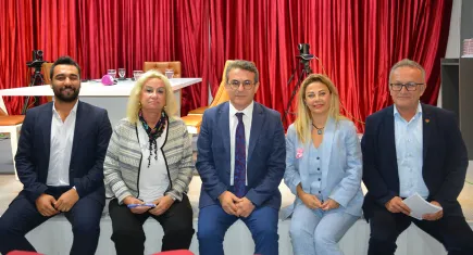 CHP’li Murat Aydın’dan İzmir Gazeteciler Cemiyeti’ne ziyaret