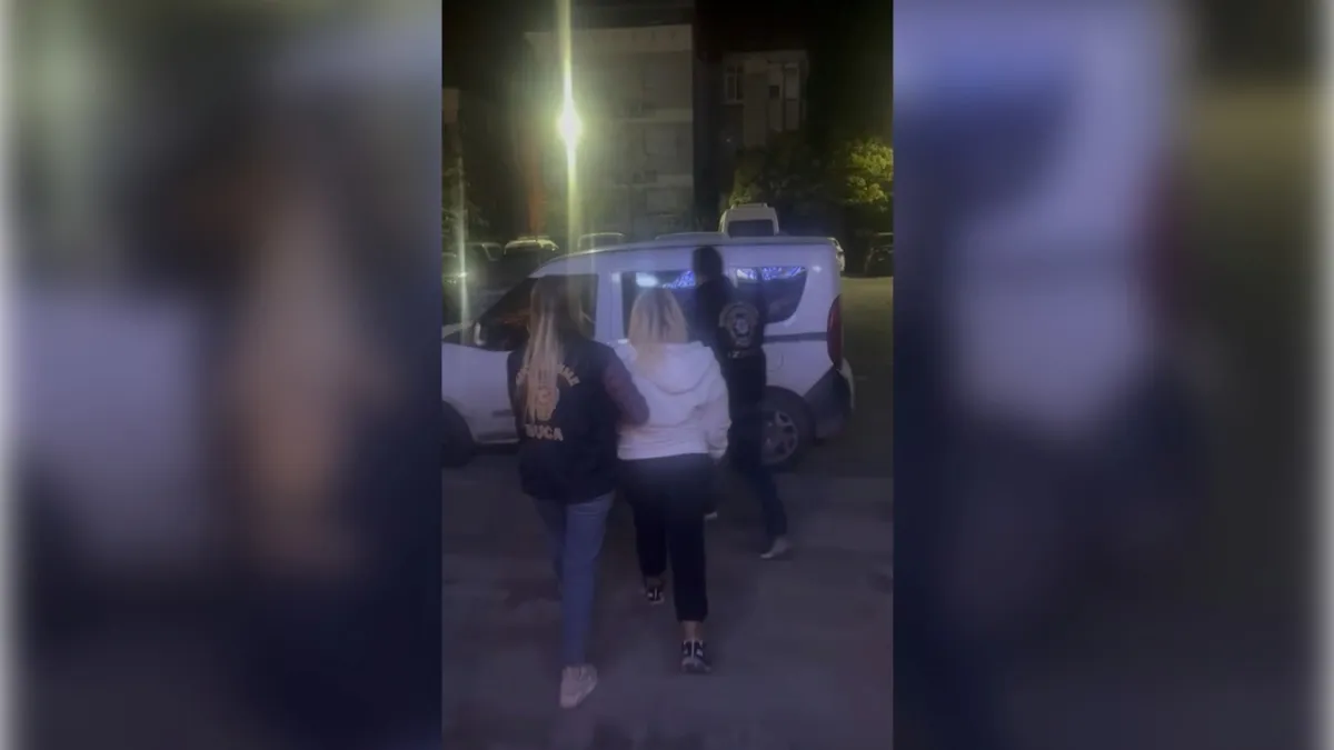 İzmir haber: Bornova ve Buca'da operasyon! haberinin görseli