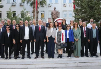 Karşıyaka’da Muhtarlar Günü birlik ve dayanışma mesajlarıyla kutlandı