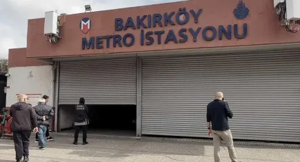 Metro istasyonunda intihar 