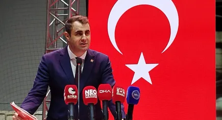 Sahnede bayılmıştı: Güç'ten açıklama geldi! 