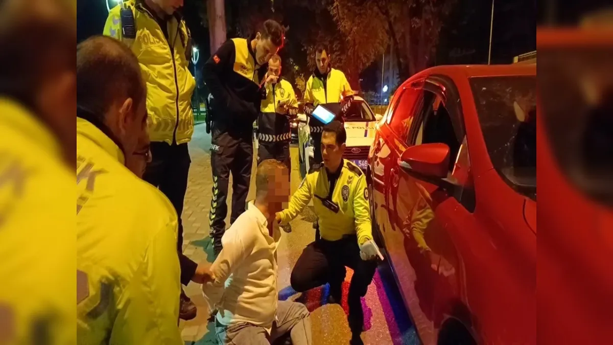 Alkollü sürücü, amcasının MİT’te olduğunu söyleyip polislere direndi haberinin görseli