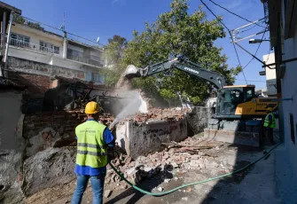 Ballıkuyu’da kentsel dönüşüm atağı: Metruk yapılar yıkılıyor
