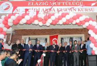 Bilal Erdoğan Elazığ’da sürpriz ziyaret! Mescid-i Aksa Kur’an kursu açılışında neler oldu?