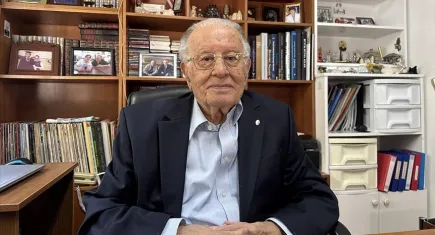 Eski KKTC Başbakanı Atun’dan çarpıcı açıklama: Türkiyesiz Kıbrıs meselesi düşünülemez