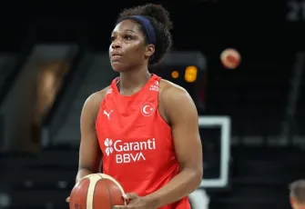 Fenerbahçe Opet’te pota altına dev takviye! WNBA yıldızı McCowan resmen açıklandı!