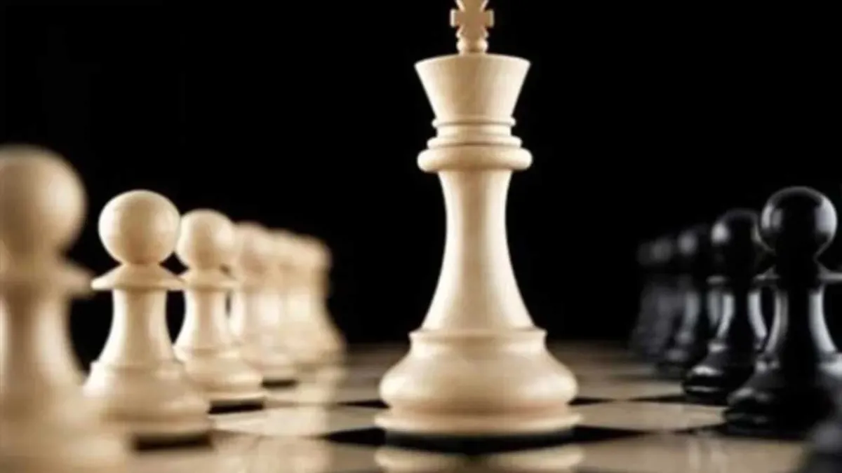 Genç satranççılar Bayındır’da Kızılay Haftası için hamle yapacak haberinin görseli