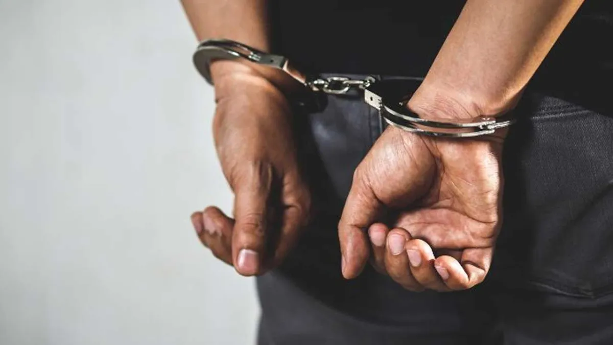 İzmir’de 5 motosiklet çalan 2 kişi tutuklandı haberinin görseli