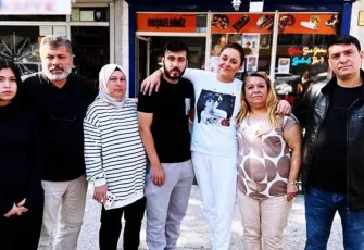 Mattia Ahmet Minguzzi’nin annesi, Hakan Çakır’ın ailesini ziyaret etti