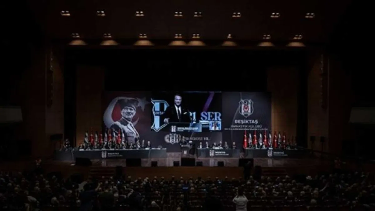 Beşiktaş yeni divan kurulu başkanını seçiyor haberinin görseli
