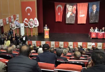 CHP Sivas Kongresi'nde yapay zeka krizi: Baki Çoban’dan etekli fotoğraf iddiası