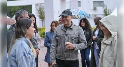 Demir Demirkan hayranlarını müzikten edebiyata bir yolculuğa çıkardı