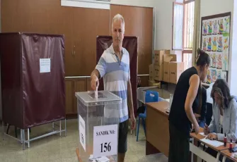 KKTC'de seçim günü: Oy verme işlemi başladı