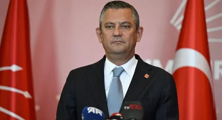 Özel’den iktidar çağrısı: Beni seven arkamdan gelsin