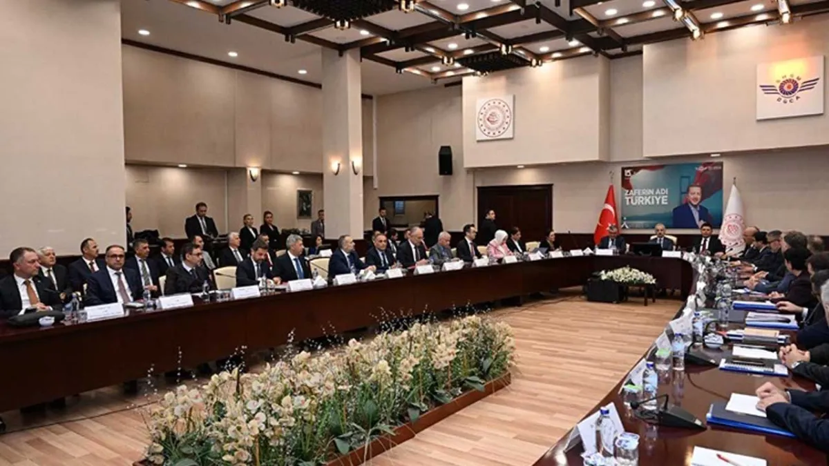 Bakan Uraloğlu açıkladı: 23 yılda 298 milyar dolarlık yatırım haberinin görseli