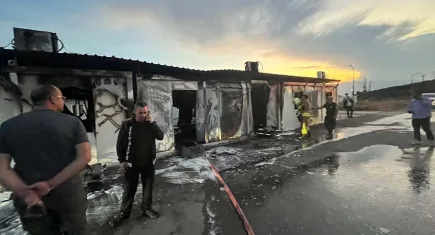 Kahramanmaraş’ta konteyner okulda yangın: 4 sınıf kullanılamaz hale geldi
