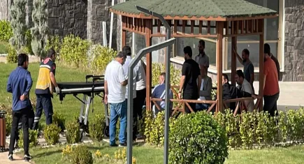 Sitede yumruklu kavga: Çok sayıda yaralı var!