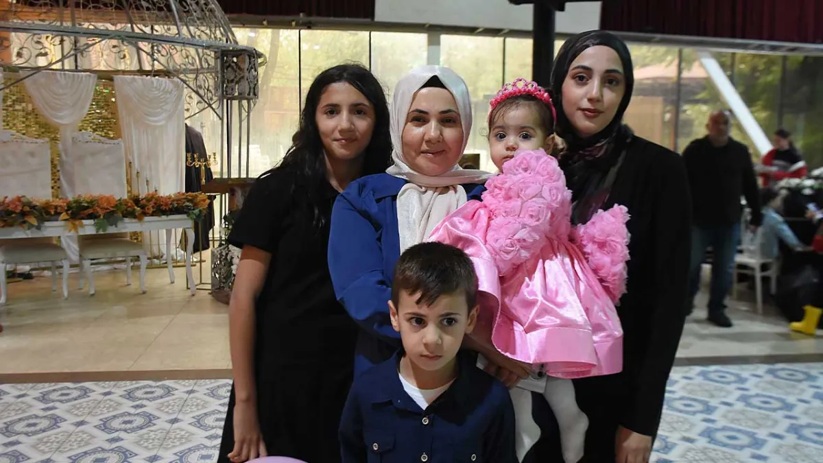 SMA’lı Esma’nın annesi: Hayaldi, gerçek oldu haberinin görseli