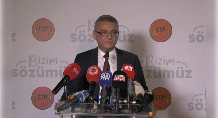 Tufan Erhürman mazbatasını aldı
