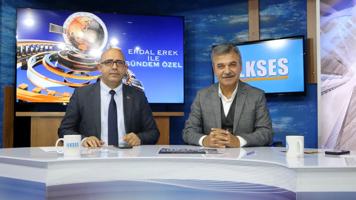 Bilgiç’ten CHP kongresine yönelik açıklama: İzmir’de bu düşünce ile CHP belediyeleri alamaz haberinin görseli