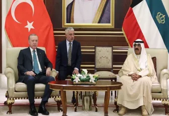 Cumhurbaşkanı Erdoğan'dan Kuveyt Emiri’ne Togg hediyesi: İki ülke arasında 4 kritik anlaşma imzalandı