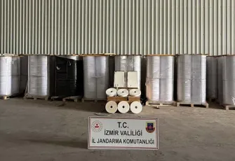 İzmir’de kaçak sigara operasyonu: 2 kişi yakalandı