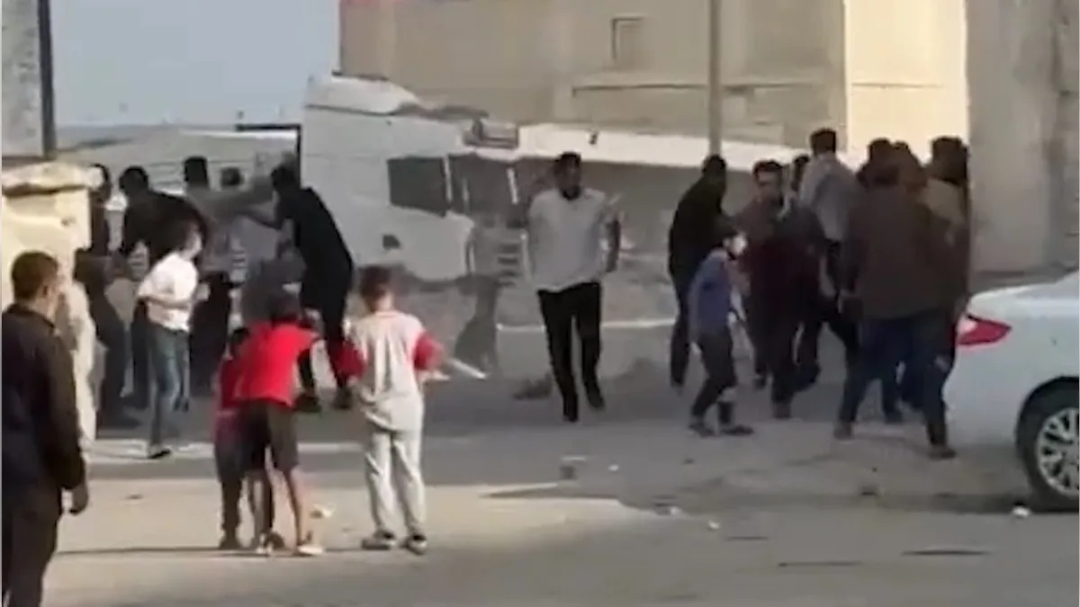 Komşu kavgası can aldı: 1 ölü,12 yaralı haberinin görseli