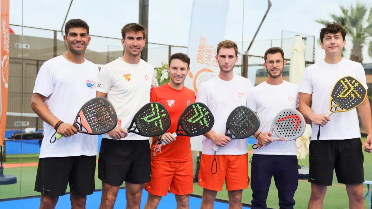 Padelde İzmir farkı haberinin görseli