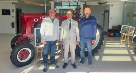 TKDK İl Koordinatörü Murat Akın, Akhisar Ticaret Borsası’nı ziyaret etti