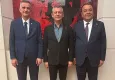 Ümit Dikbayır CHP’ye katılıyor: Rozetini Özgür Özel takacak