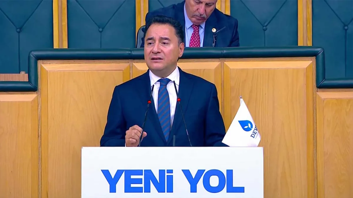 Babacan’dan sert tepki: Polise ‘Düşman’ diyemezsiniz, dedirtmeyiz haberinin görseli