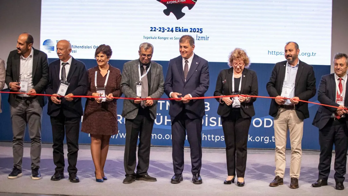 Başkan Tugay 8. Elektrik Tesisleri Ulusal Kongre ve Sergisi’ni açtı haberinin görseli